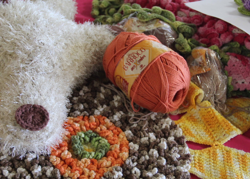 SECRETARIA DA MULHER E BAZAR DAS LINHAS PROMOVEM WORKSHOP DE CROCHÊ